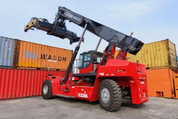 SOCMA HNRS4531 Reach Stacker For Container Handling